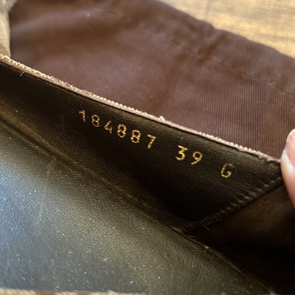 Gucci Authentic Vintage Flats🔥 - Picture 3 of 15